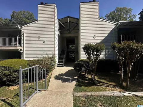 808 Gables Dr #808, Hoover, AL 35244