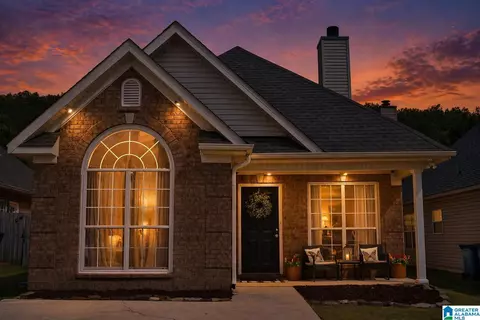 2488 Forest Lakes Ln, Sterrett, AL 35147