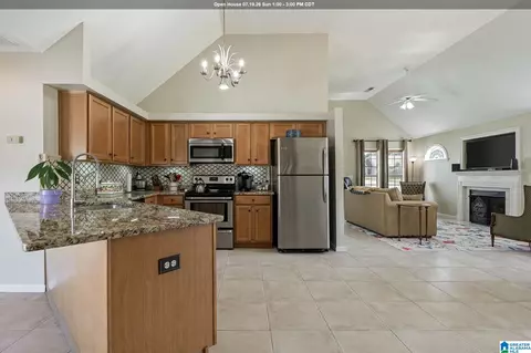 169 Camden Cove Pkwy, Calera, AL 35040