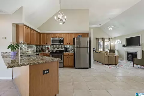 169 Camden Cove Pkwy, Calera, AL 35040
