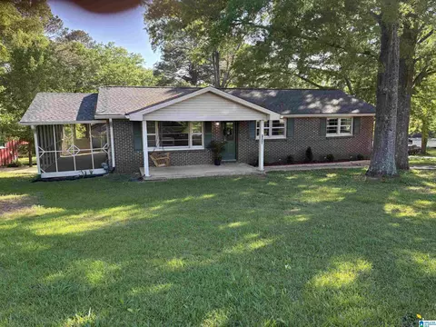 1224 Circle Dr, Oxford, AL 36203