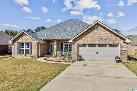 313 Tanglewood Cir, Alabaster, AL 35007
