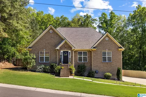 105 Olivia Dr, Trussville, AL 35173