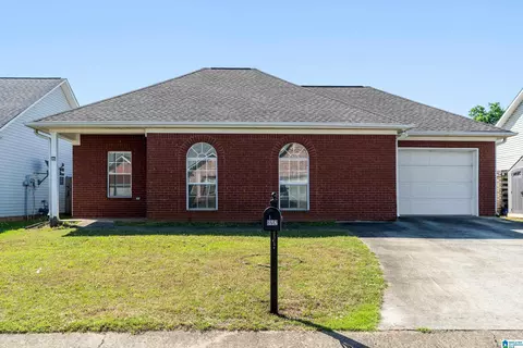 8612 Cedar Springs Cir, Leeds, AL 35094