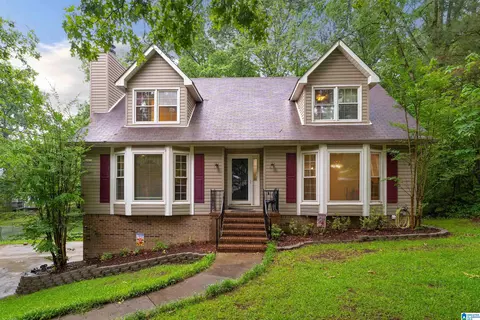 1454 Falling Rock Cir, Alabaster, AL 35007