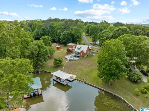 276 Lee Ln, Talladega, AL 35160