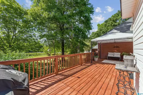 Exterior - 1610 Hinkle Rd, Clanton, AL 35045 photo 10 of 12