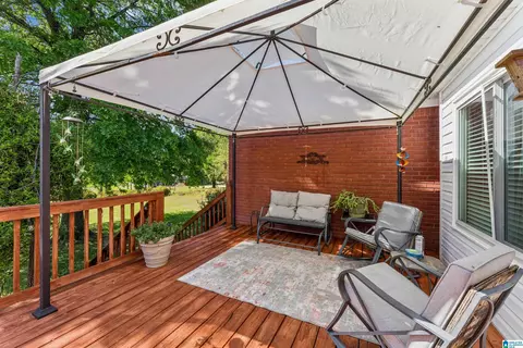 Exterior - 1610 Hinkle Rd, Clanton, AL 35045 photo 11 of 12