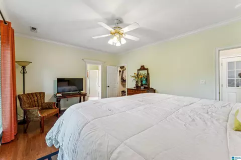 Bedroom - 1610 Hinkle Rd, Clanton, AL 35045 photo 5 of 5