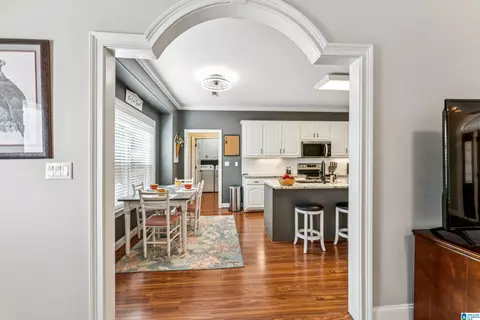 Entry Way - 1610 Hinkle Rd, Clanton, AL 35045 photo 2 of 4