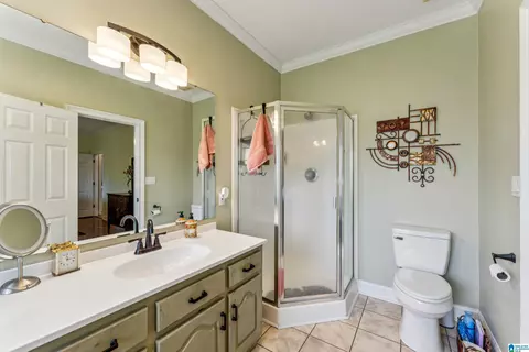 Bath - 1610 Hinkle Rd, Clanton, AL 35045 photo 4 of 4