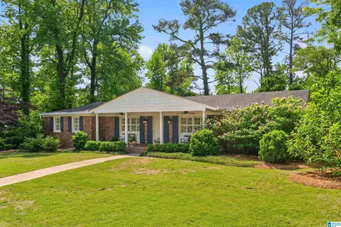 3769 Dunbarton Dr, Mountain Brook, AL 35223