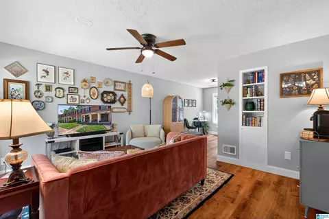 1731 Valley Ave #D, Homewood, AL 35209