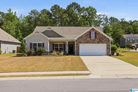 133 Countryside Dr, Calera, AL 35040