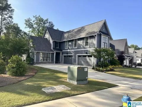 8229 Annika Dr, Hoover, AL 35244