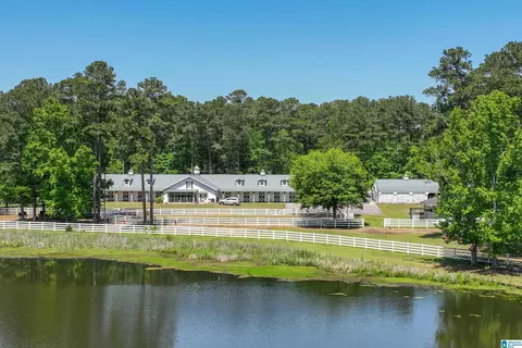 872 Paradise Cove Ln, Wilsonville, AL 35186
