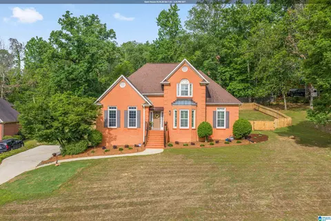 6213 Shades Pointe Ln, Hoover, AL 35244
