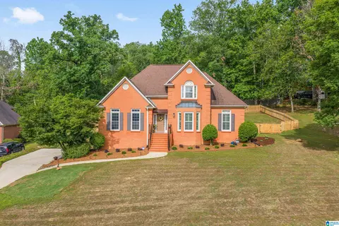 6213 Shades Pointe Ln, Hoover, AL 35244