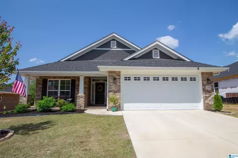 2106 Turquoise Ln, Calera, AL 35040
