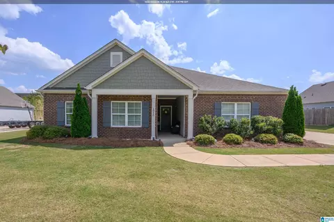 1050 Mountain Laurel Cir, Moody, AL 35004