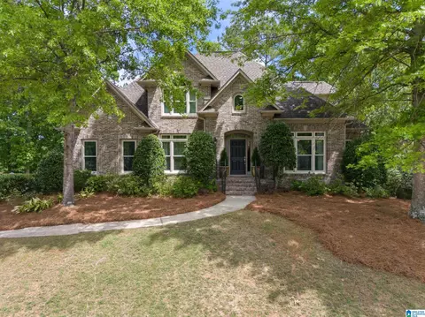 5480 Scout Creek Dr, Hoover, AL 35244