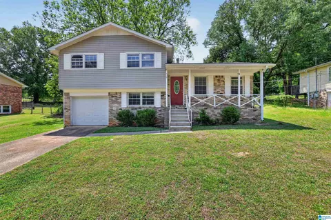 516 Argonne Dr NE, Center Point, AL 35215