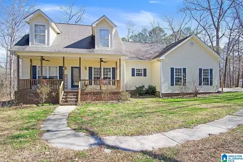 223 Pine Hill Dr, Columbiana, AL 35051