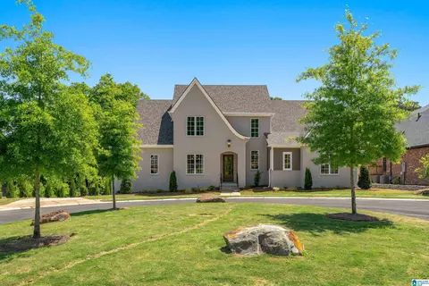3304 Southbend Cir, Vestavia Hills, AL 35216