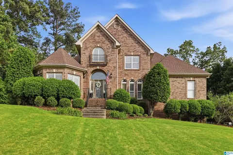 5813 Rosewood Dr, Gardendale, AL 35071