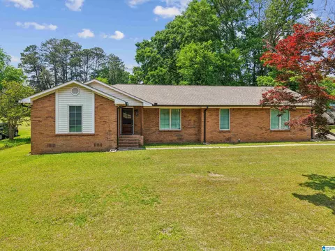 2612 Vann Dr, Gardendale, AL 35071