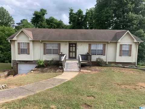 2416 Cove Cir NE, Center Point, AL 35215