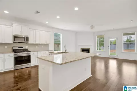 4068 Park Crossings Dr, Chelsea, AL 35043