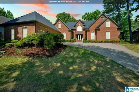 1719 Lake Cyrus Club Dr, Hoover, AL 35244