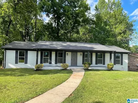 313 Fair Oaks Dr, Fairfield, AL 35064
