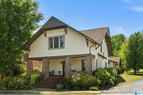 3905 Village Center Dr, Hoover, AL 35226