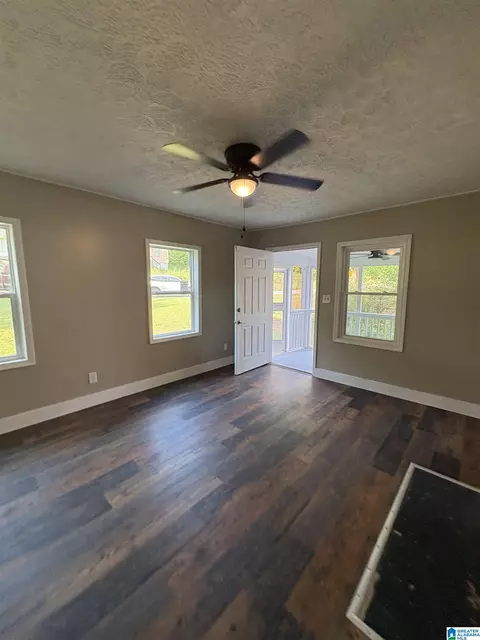 Living - 1304 E 11th St, Anniston, AL 36207 photo 2 of 4