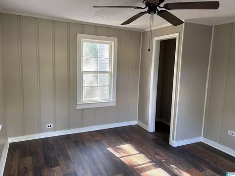 Bedroom - 1304 E 11th St, Anniston, AL 36207 photo 3 of 3