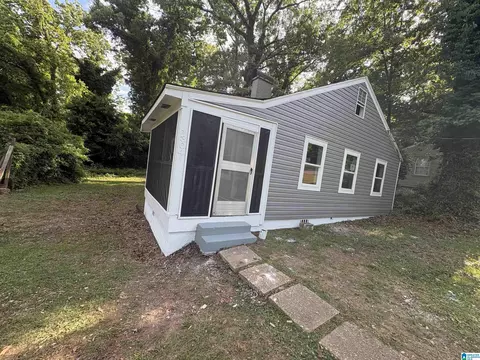 Exterior - 1304 E 11th St, Anniston, AL 36207 photo 11 of 18