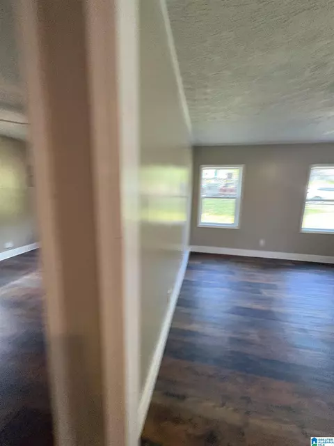 Entry Way - 1304 E 11th St, Anniston, AL 36207 photo 2 of 10