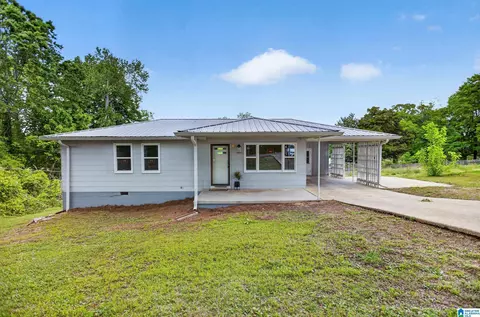 1033 W 33rd St, Anniston, AL 36201