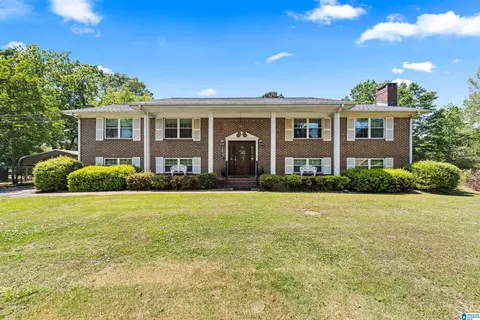 5608 Longview Dr, Adamsville, AL 35005