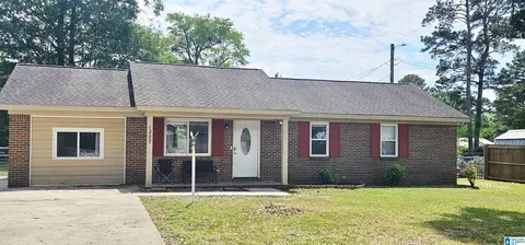 1205 Cagle St NE, Hanceville, AL 35077