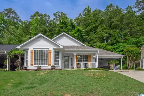 2711 N Braelinn Pkwy, Helena, AL 35080