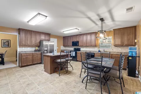 1058 Hidden Forest Dr, Montevallo, AL 35115