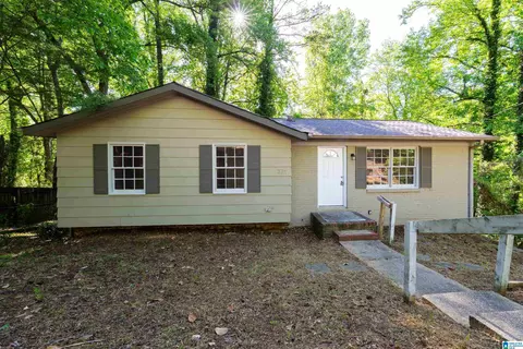 321 E Haven Dr, Birmingham, AL 35215