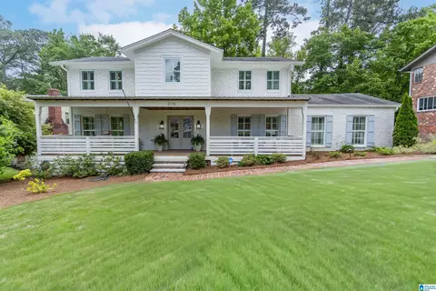 2116 Rockview Ln, Hoover, AL 35226