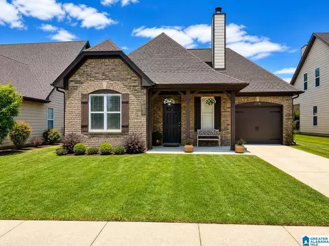 1179 Washington Dr, Moody, AL 35004