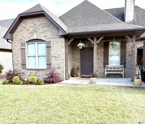 1179 Washington Dr, Moody, AL 35004