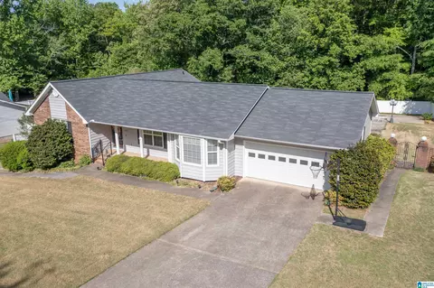 1511 Louise Dr SE, Jacksonville, AL 36265