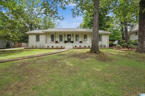 3300 Monte Doro Dr, Hoover, AL 35216